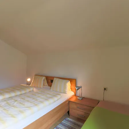 Cosy Near Area