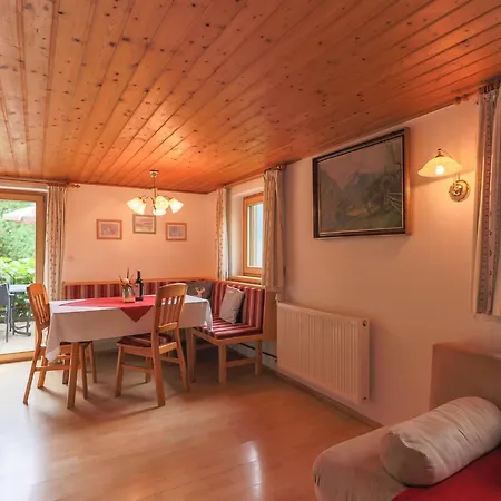 Ferienhaus In Near Slopes Piesendorf